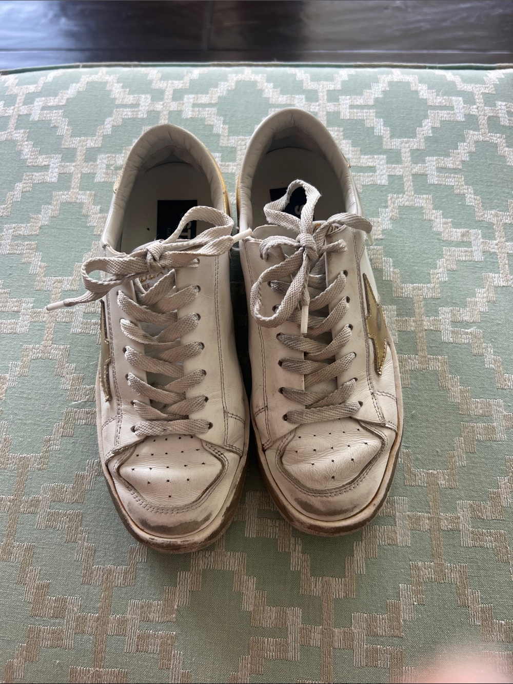 White Women's Leather Golden Goose Stardan Lace-Up Sneakers with Gold Accent